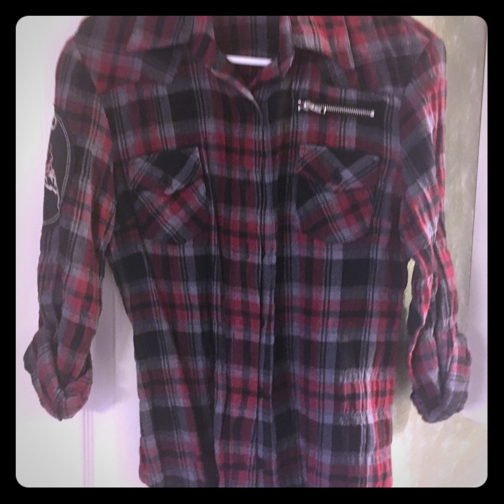 Size small Roar and primevil shirts from Buckle